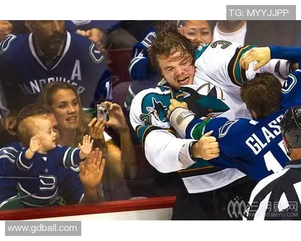 搞笑足球明星男网名大集合让你捧腹大笑的创意名字推荐